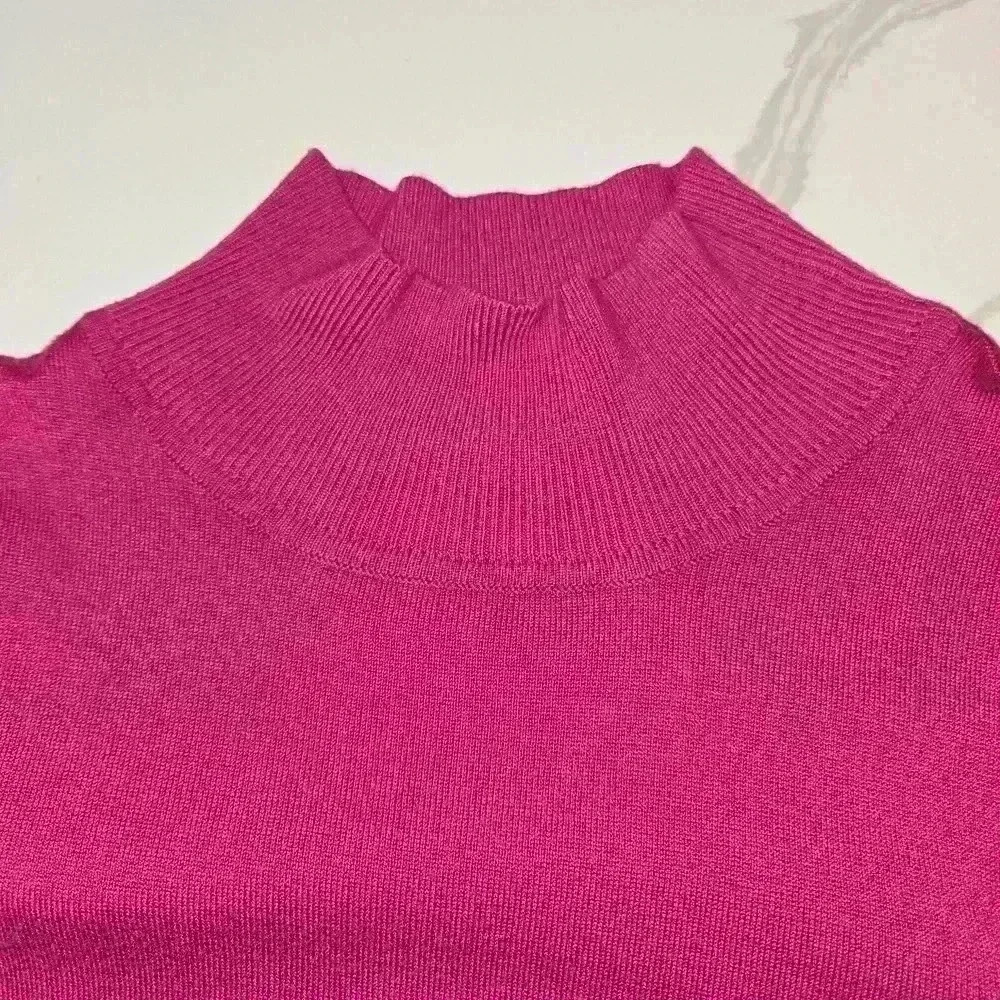 Express Design Studio Mock Turtleneck Cap Sleeve … - image 5